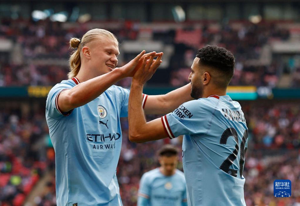 苏亚雷斯：我刚去巴萨时梅西的马黛茶泡得很“差劲”（苏亚雷斯：刚加盟巴萨时，梅西冲马黛茶的手艺不太行）