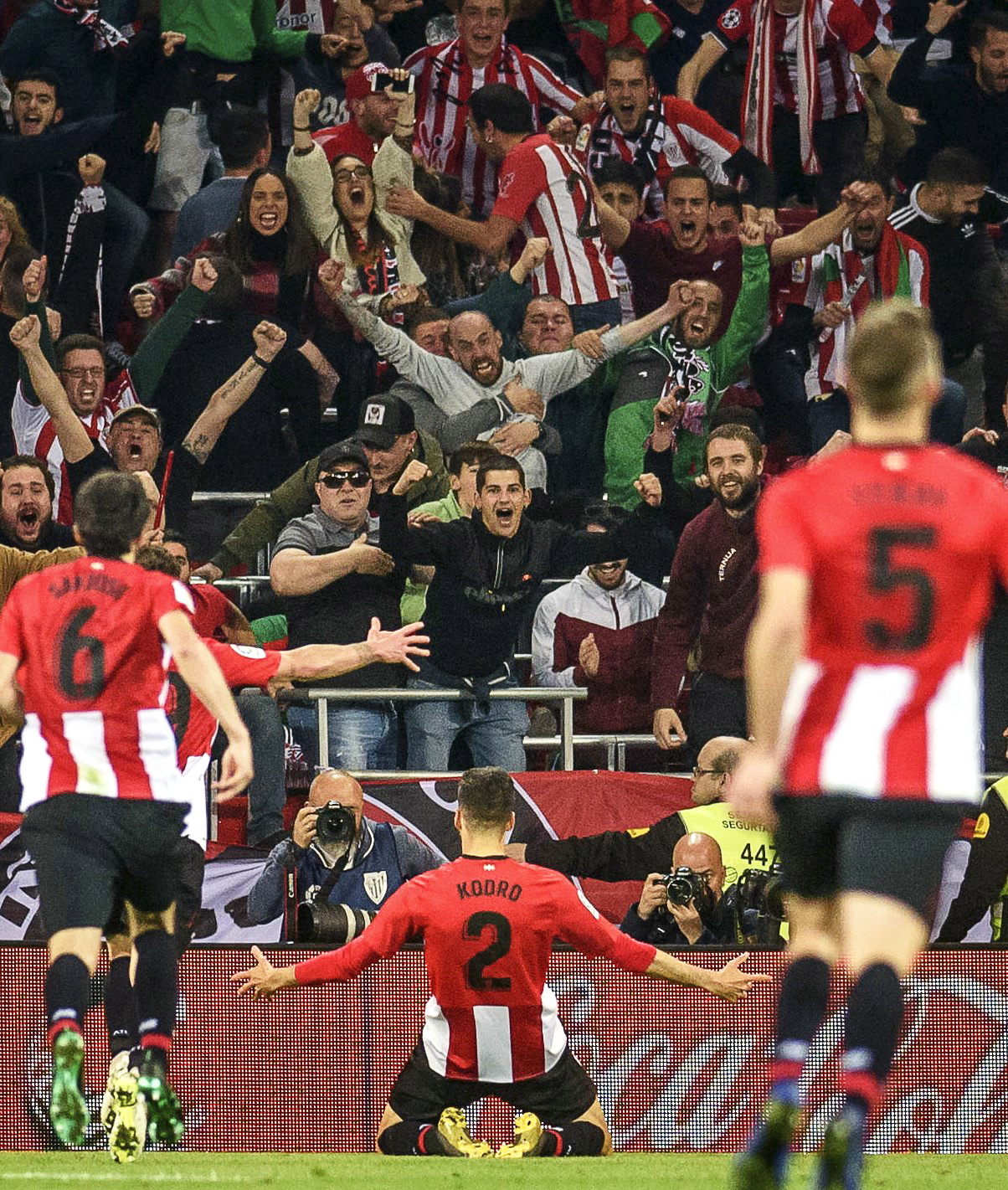 法比奥：他们开玩笑说我拿金靴但冠军挂零，希望在足协杯破零（法比奥：被调侃“有金靴无冠军”，希望在足协杯迎来首冠）