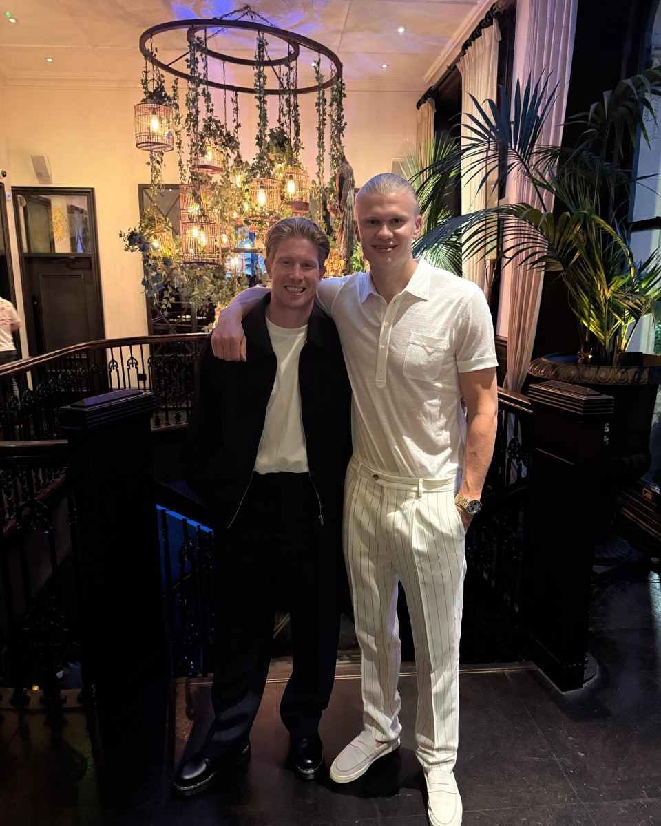 C罗成为格斗推广公司股东，并表示与后者具有相同的价值观（C罗入股格斗赛事推广公司，称双方价值观契合）